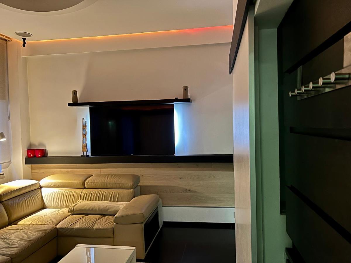 Small Home Budapest Lonyay מראה חיצוני תמונה